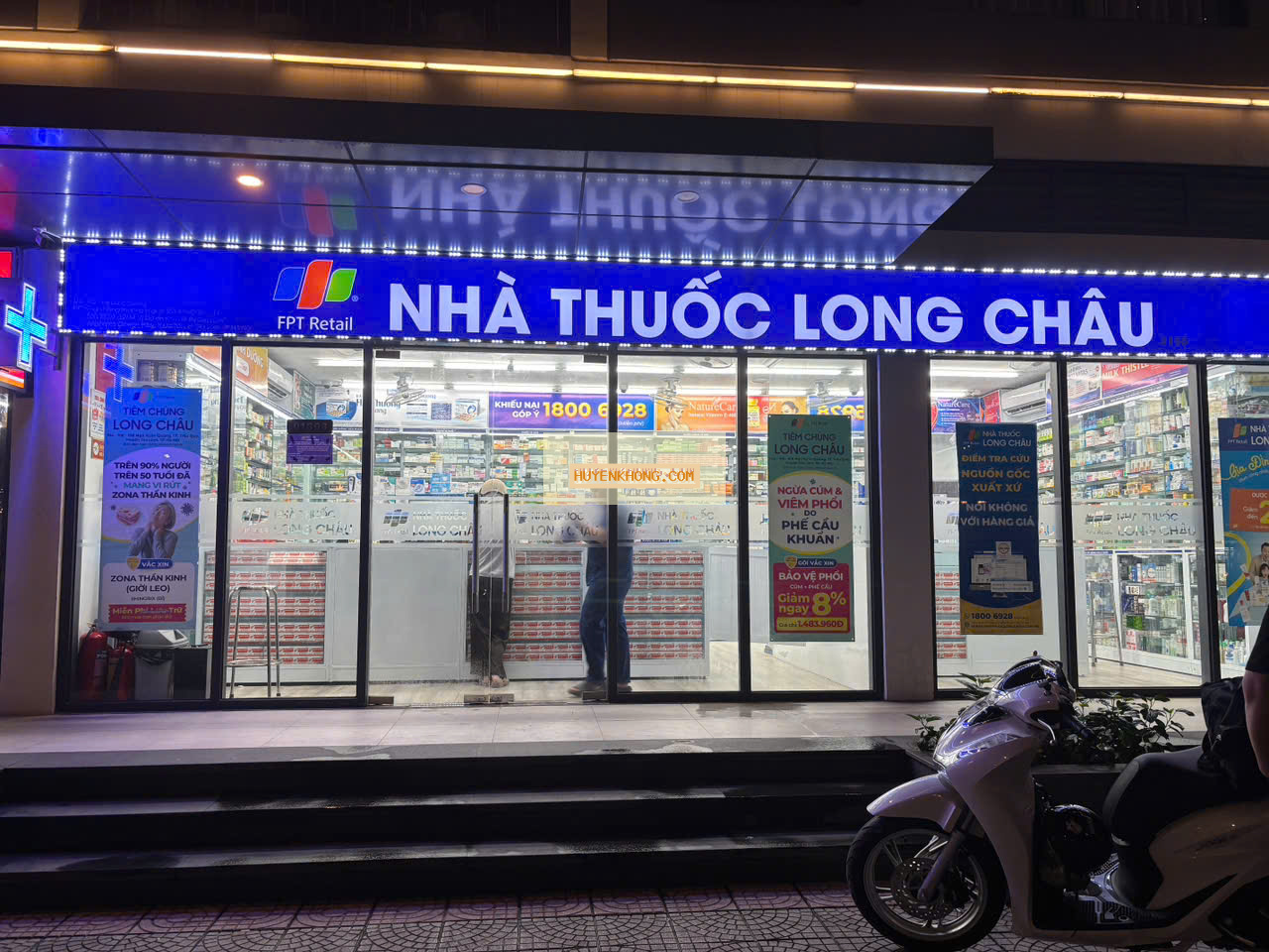 Phong thủy Nhà thuốc Long Châu S1.09 VHOP tọa 301.293° tại Hà Nội