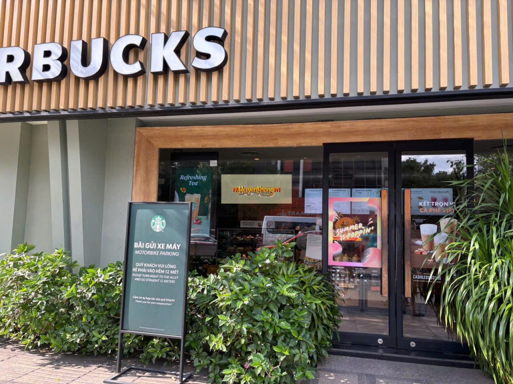 Phong thủy Starbucks Nguyễn Văn Trỗi tọa 26.794° tại TP. Hồ Chí Minh