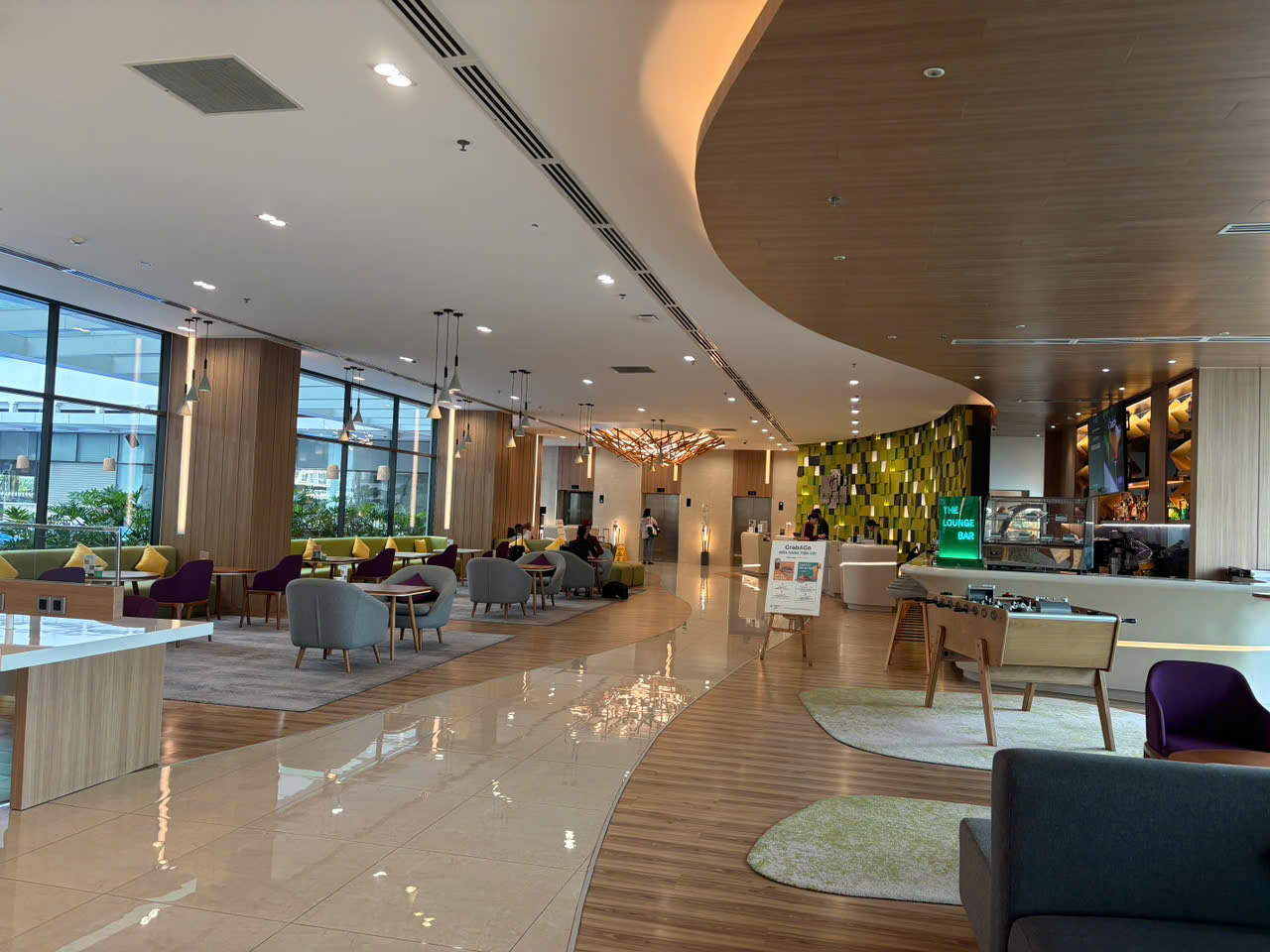 Ảnh nội thất (bố trí chính bên trong) - Holiday Inn tại TP. Hồ Chí Minh