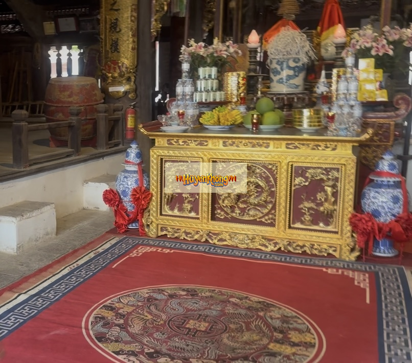 Ảnh nội thất - Đình Làng Gốm Bát Tràng tại Hà Nội